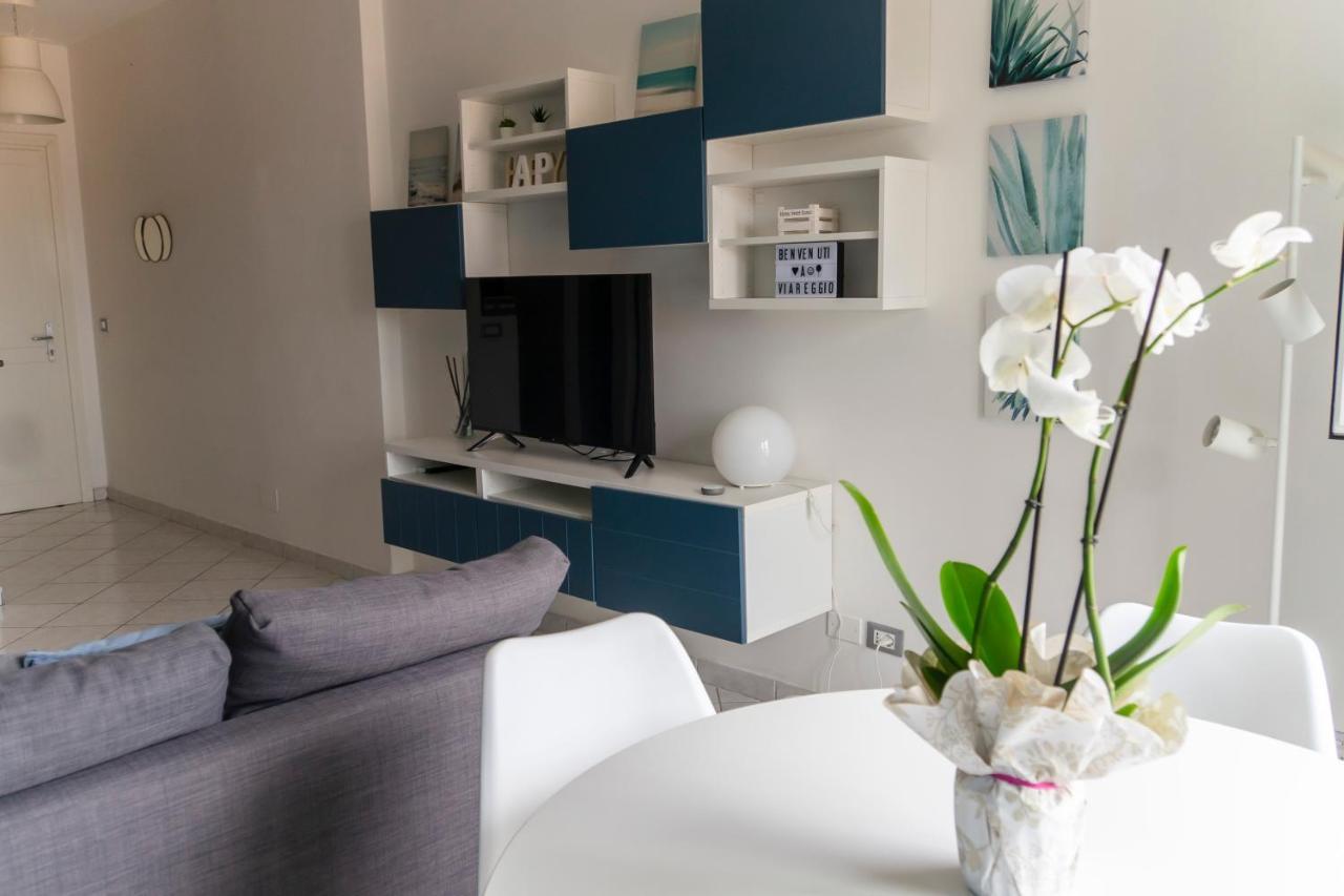 Ad Un Passo Dal Molo Con 2 Biciclette Incluse Apartment Viareggio Luaran gambar