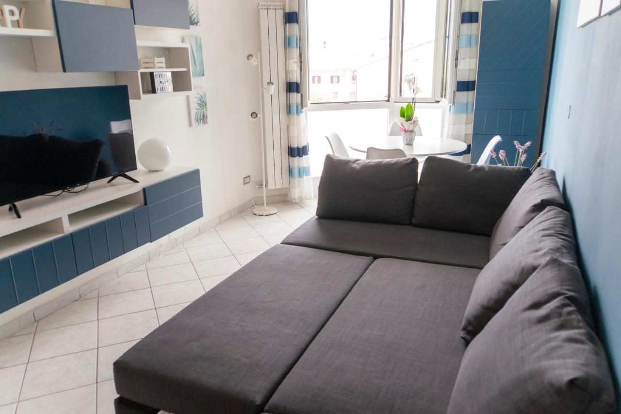 Ad Un Passo Dal Molo Con 2 Biciclette Incluse Apartment Viareggio Luaran gambar