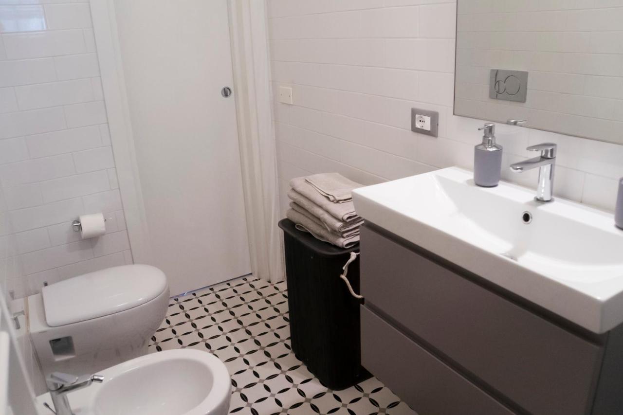 Ad Un Passo Dal Molo Con 2 Biciclette Incluse Apartment Viareggio Luaran gambar